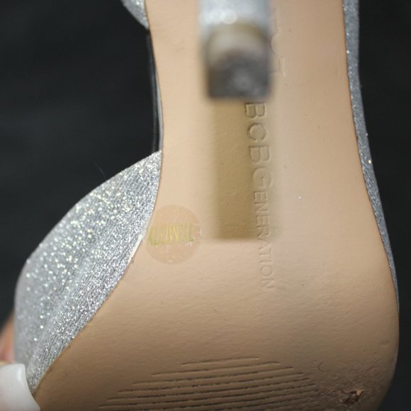 BCBGeneration Silver Heel Size 7.5 - Picture 8 of 8